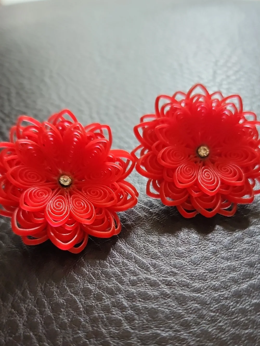 VTG Flower Clip Earrings